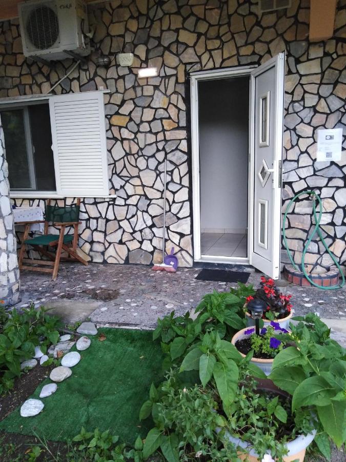 Miltos Rooms Leptokaryá Eksteriør bilde